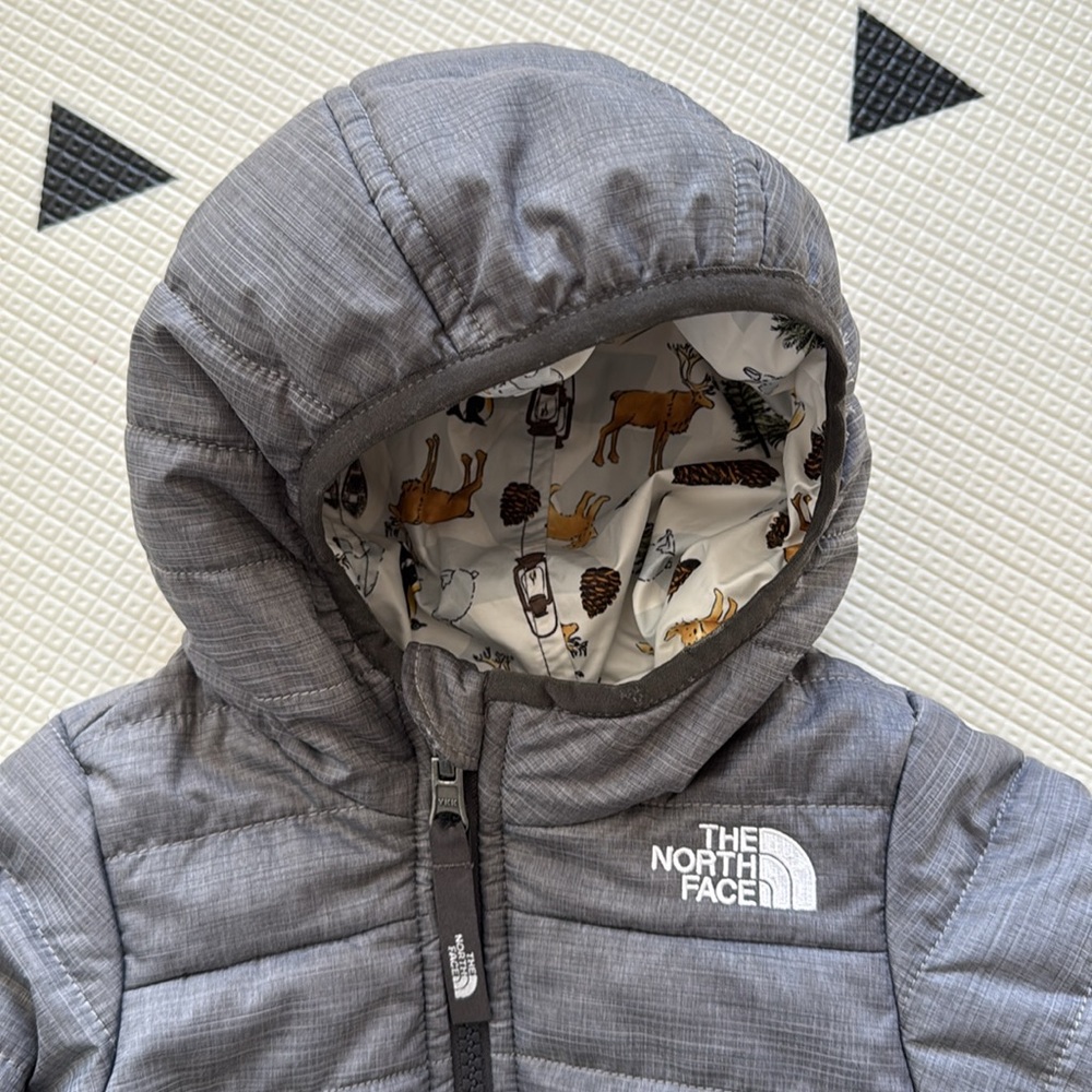 The North Face Perrito Reversible Hooded Jacket Gray Woodland Animals 3-6 Months - Picture 2 of 8